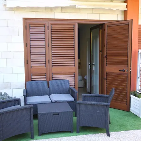 Guest house Affittacamere Lido Rivabella 3*
